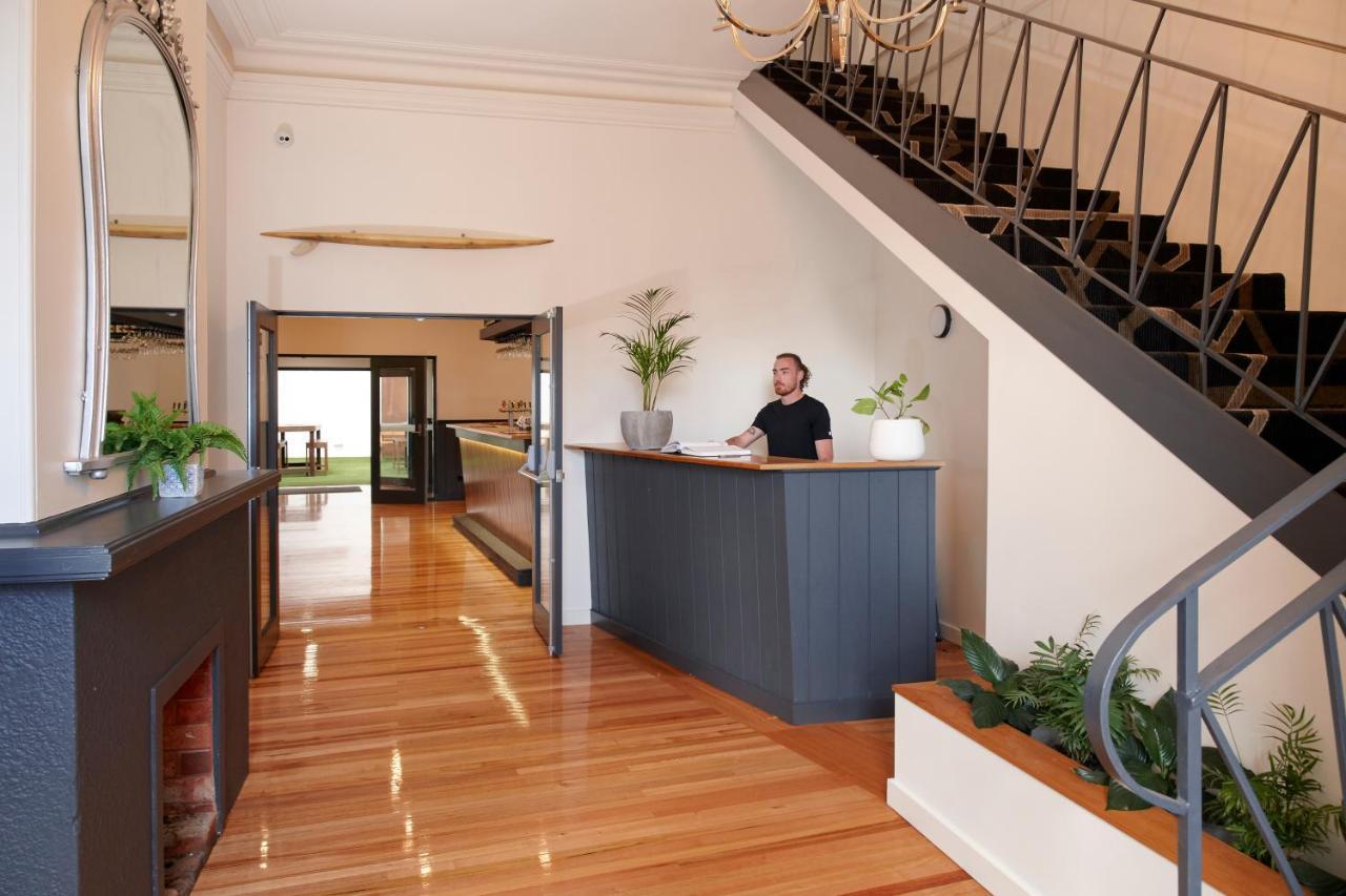 Sports Garden Hotel 朗塞斯顿 外观 照片