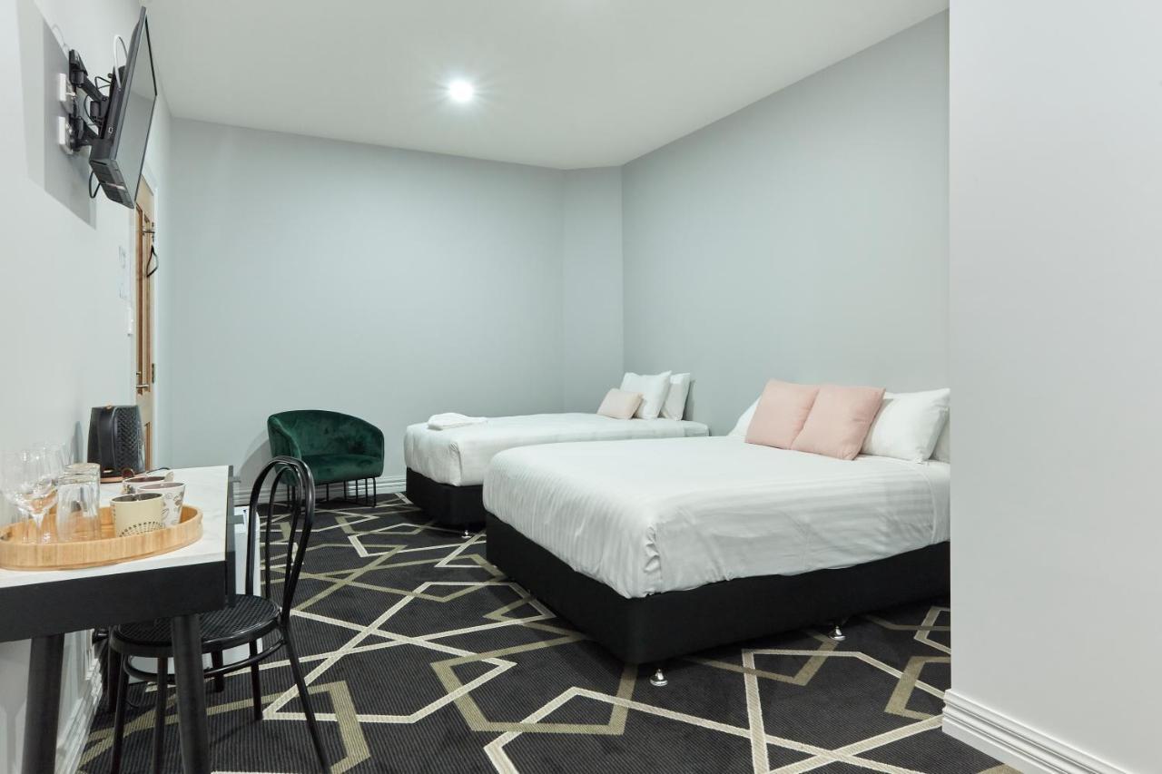 Sports Garden Hotel 朗塞斯顿 外观 照片