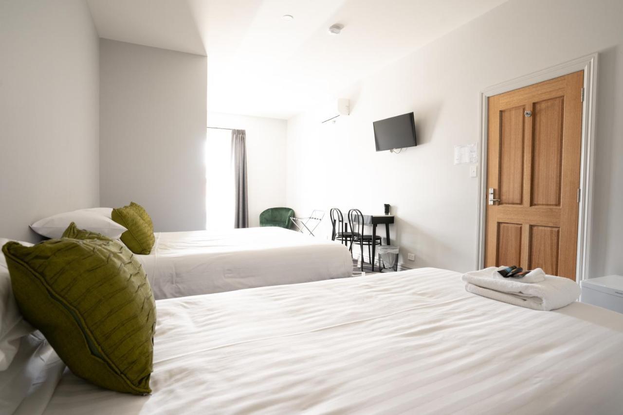 Sports Garden Hotel 朗塞斯顿 外观 照片